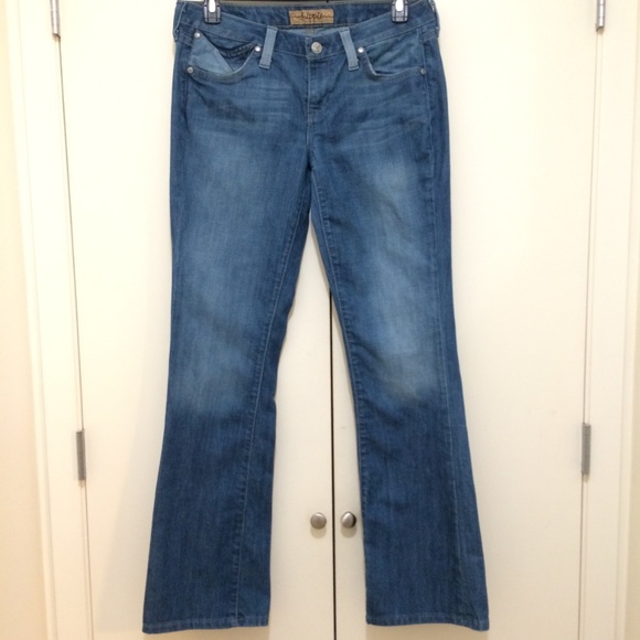 Hippie Jeans Ladies Size 30 Boot Cut Medium Wash - Picture 2 of 8